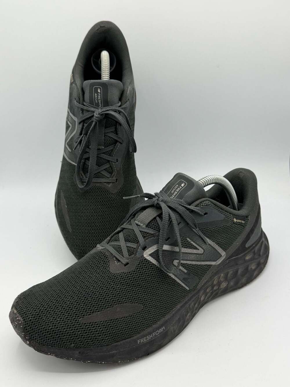 New Balance Men's Fresh Foam Arishi v4 Gore-Tex Running Shoes Black